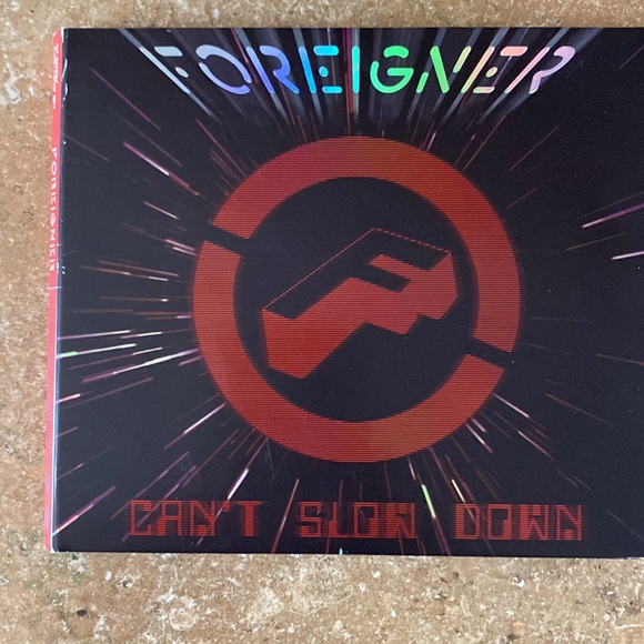 Foreigner Tshirt & CD/DVDLong Way From Home Tour 2009 Large.Like new - Picture 7 of 12